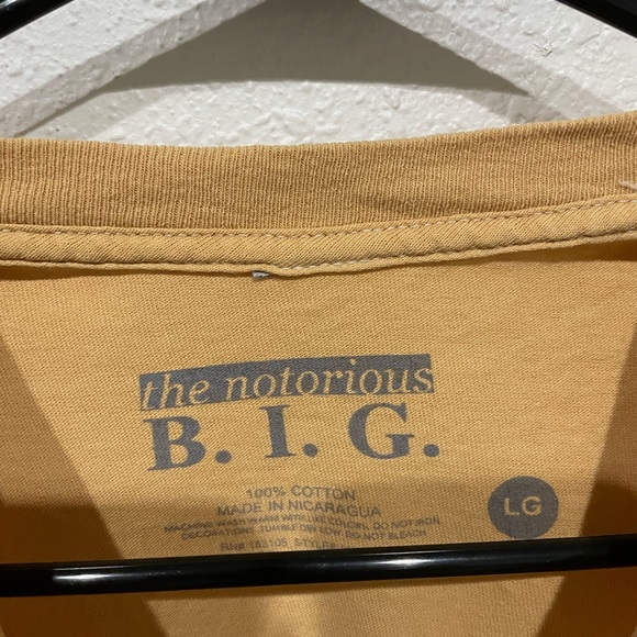 Cropped top - Picture 2 of 3